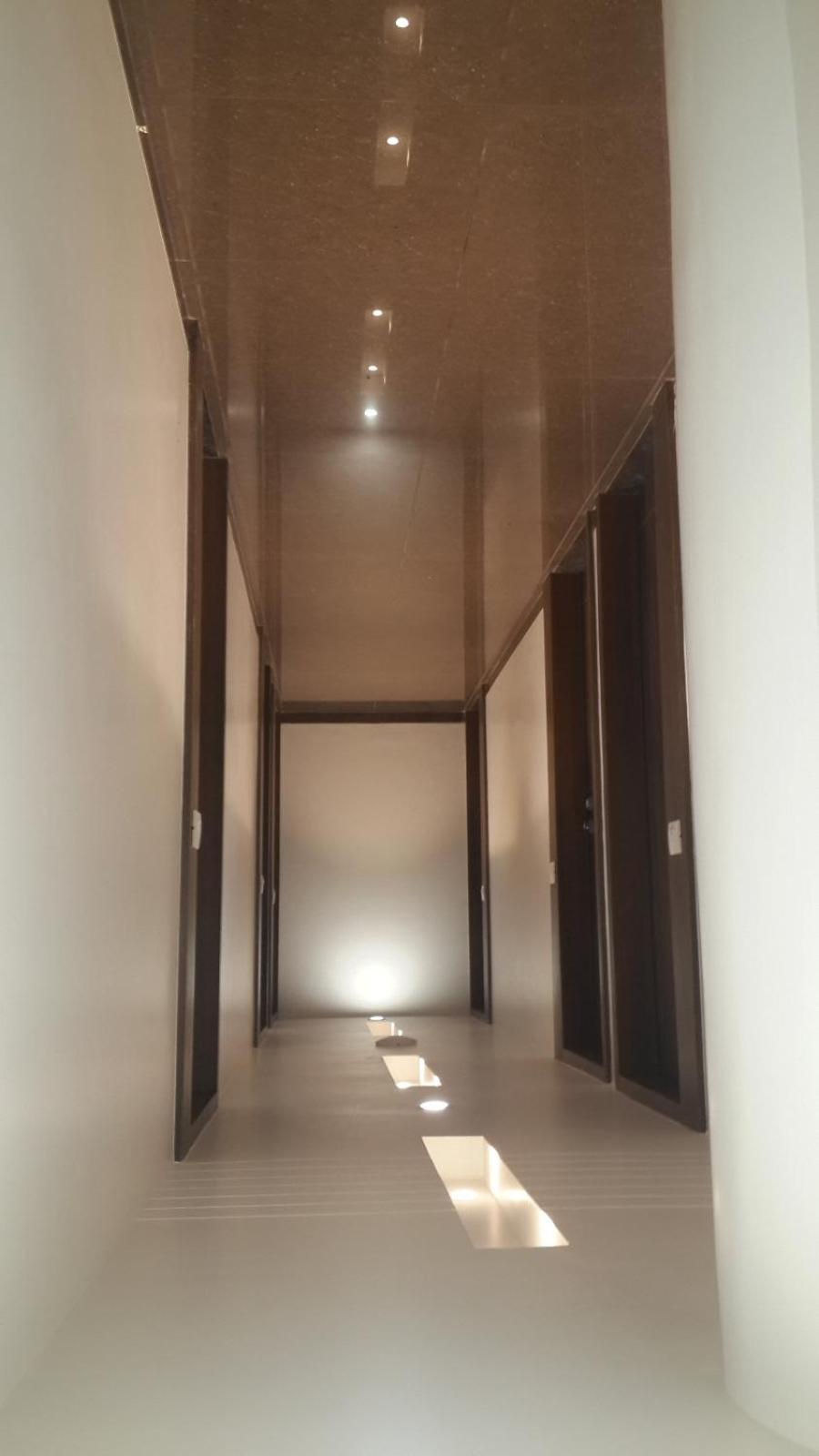 Hotel Zenith Surat Zewnętrze zdjęcie